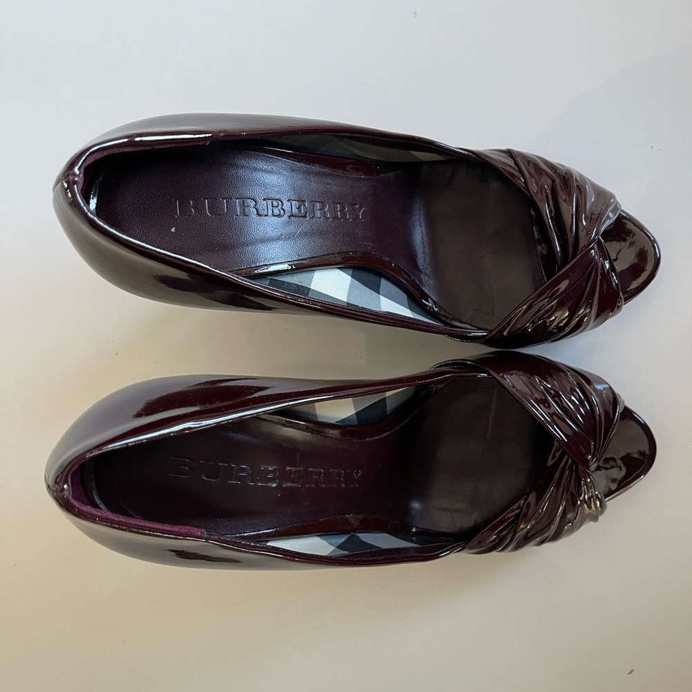 Burberry Open Toe Pumps